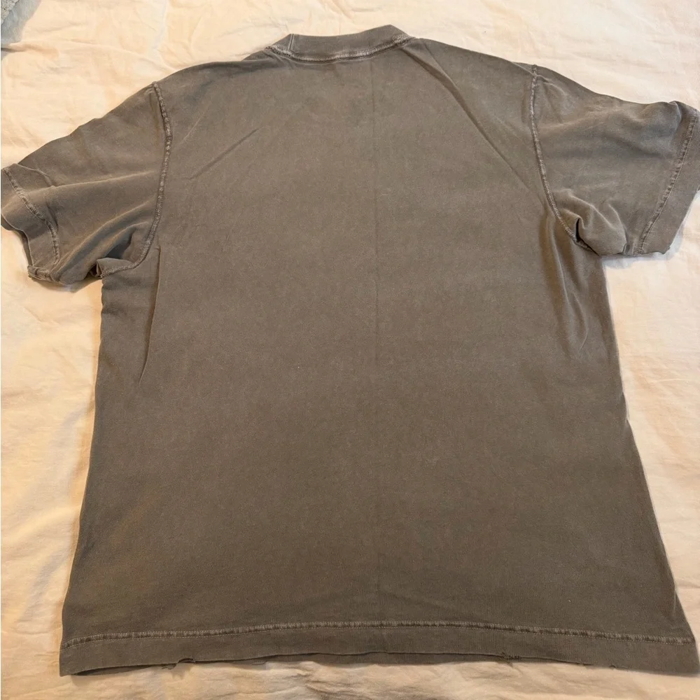 Abercrombie & Fitch Distressed Vintage-Inspired Tee. - Picture 6 of 6